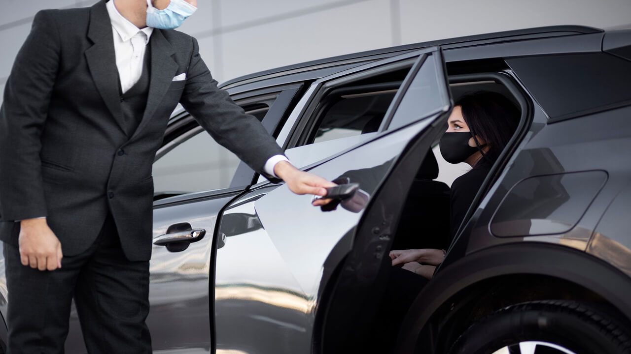 Biggleswade Taxi Service: Reliable Local & Airport Transfers